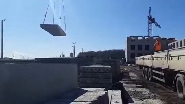Поставка плит перекрытия "Уфимские ЖБИ" крупной строительной компании. смотреть онлайн