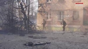 Уличные бои в Мариуполе.