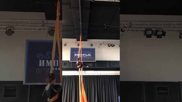 СорЕВноВаНиЯ возДуШныЕ полотна. 7 лет смотреть онлайн