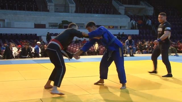 Спорт. Джиу-Джитсу. Чемпионат Кыргызстана-2021. День 2 Татами 2 Часть 1 смотреть онлайн
