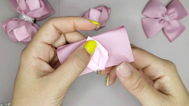 Бантики из репсовой ленты 4 см .