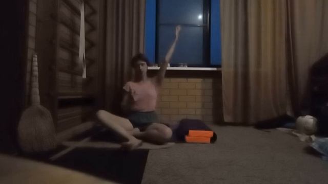 Раскрытие грудины и подмышек с помощью палки. Три базовых положения смотреть онлайн