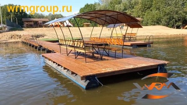 Понтоны WRM  с беседками на воде.