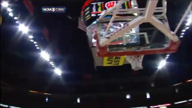 Wisconsin Badgers Top 10 Dunks смотреть онлайн