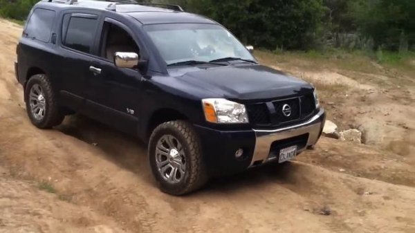 Nissan Aramda Off Roading