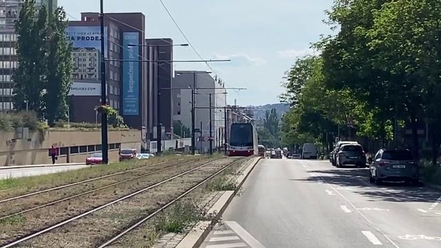 Трамваи Tatra T3M.2 // 3 июня 2022 смотреть онлайн