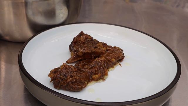 阿强做黄焖牛肉，炖的软烂化渣，拌上米饭吃太绝了！【cram阿强】