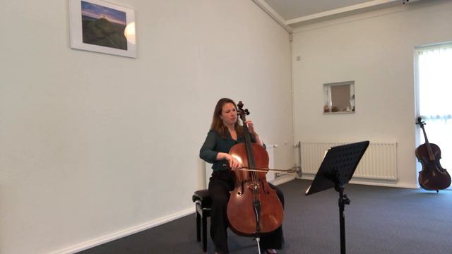 Evelien Fokker - Dotzauer Etude #38 - Cello смотреть онлайн