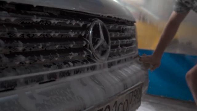 Mersedes benz v-class для деревни смотреть онлайн