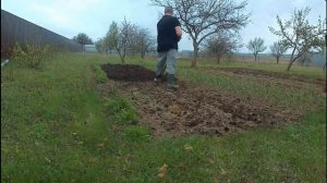 Как вскопать Огород! НЕ НАГИБАЯСЬ!!!! 16кв.м. за 12 минут...