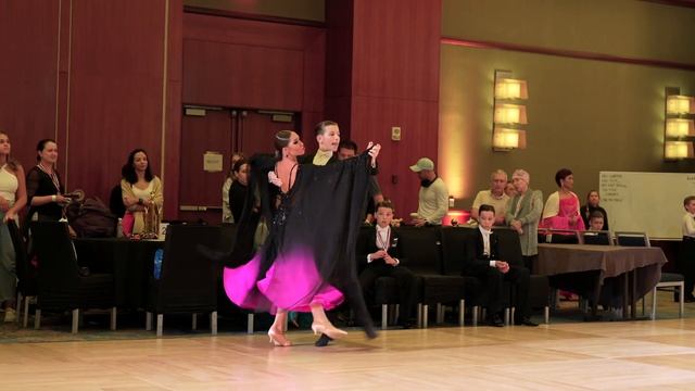 Empire Quickstep Junior Ballroom 2022 Dance-Off смотреть онлайн