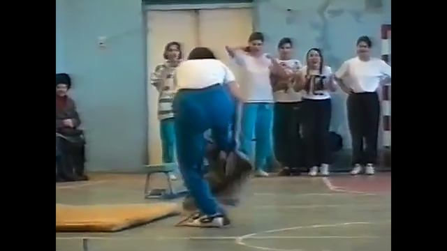 1996г "Ану ка девушки учителя- ученики" 18 школа г Северодонецк 2019 г смотреть онлайн