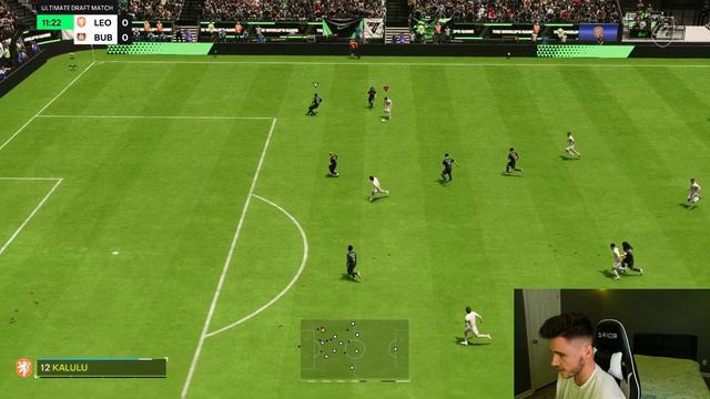 92 RADIOACTIVE MESSI IS INSANE IN EA FC 24!! смотреть онлайн