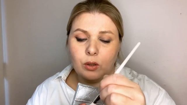 Из дневного макияжа в вечерний за пару минут! смотреть онлайн
