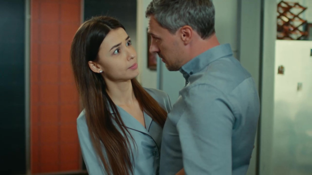 Улица: МФЦ или секс смотреть онлайн