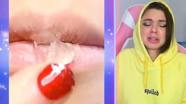 СУМАСШЕДШИЕ идеи для КРАСОТЫ ! УЖАСНЫЕ веснушки! смотреть онлайн