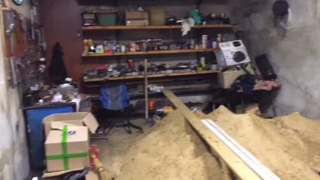 DIY влог / знакомство с ваз 2105 на пневме / стяжка пола в гараже ? смотреть онлайн