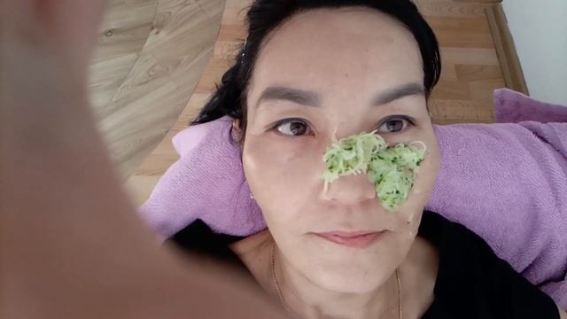 Нанеси Это вечером утром Светлая и ГЛАДКОЕ без морщин лицо! Маска из картофеля с огуречным соком! смотреть онлайн