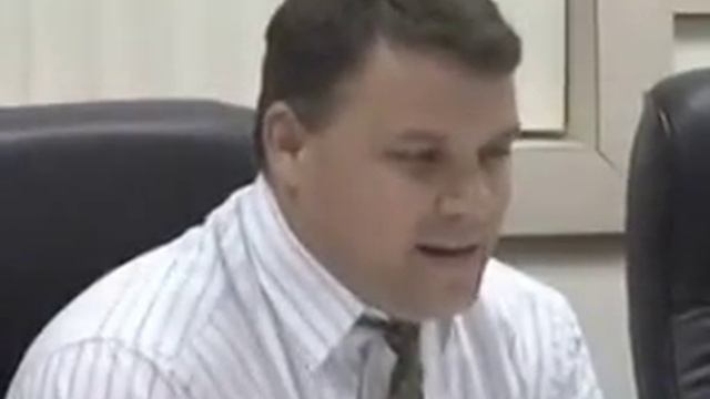 'N-Word' Teacher Gets to Keep His Job смотреть онлайн