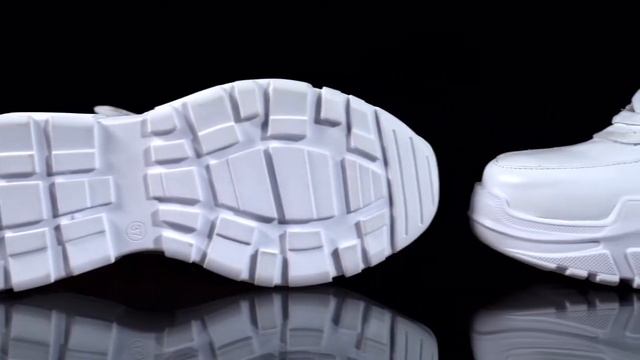 Кроссовки белые женские с липучкой на высокой подошве кожаные 0328 #днепровскийбукин смотреть онлайн