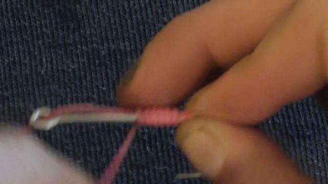Easy Way To Snell A Hook - How To Tie A Hook To Fishing Line.