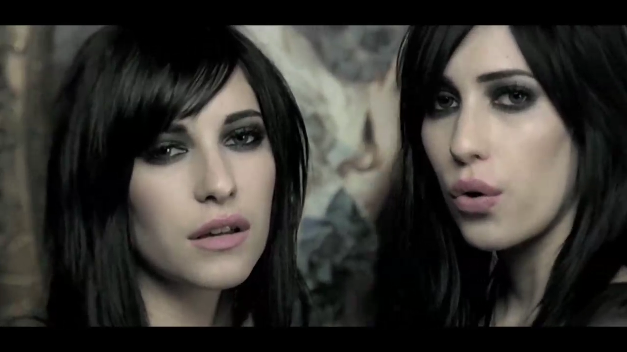 Veronicas - Untouched (Pete Sheppibone goes Happy Hardcore Remix) смотреть онлайн