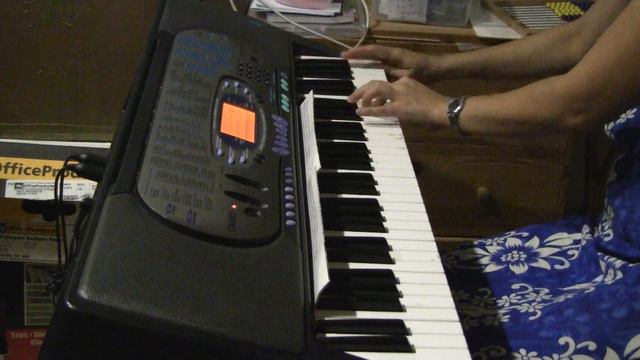 Pei Lin playing Chromatic scale with metronome смотреть онлайн