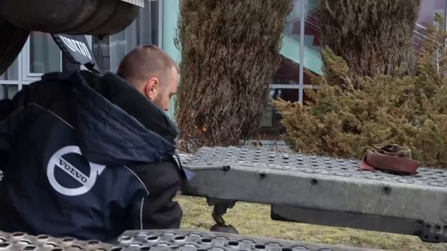 Грузовой автовоз, единственный в Латвии.Дальнобой смотреть онлайн