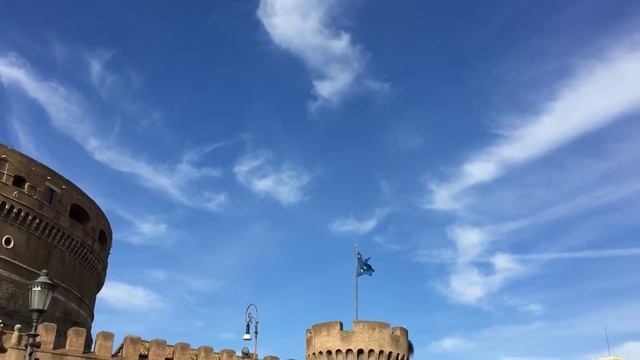 Прогулка по мосту сант Анджело смотреть онлайн