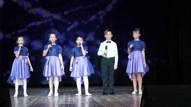 Ансамбль "Искорки", г. Ипатово, (9-11 лет), "Дорога добра" a cappella смотреть онлайн