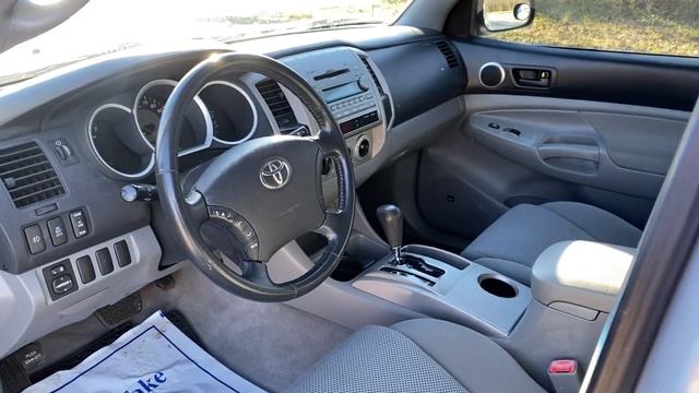 2008 Toyota Tacoma Crew Cab PreRunner смотреть онлайн