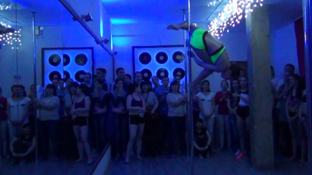 Pole dance (пилон) в школе танцев Study-On, Челябинск, 2016 смотреть онлайн