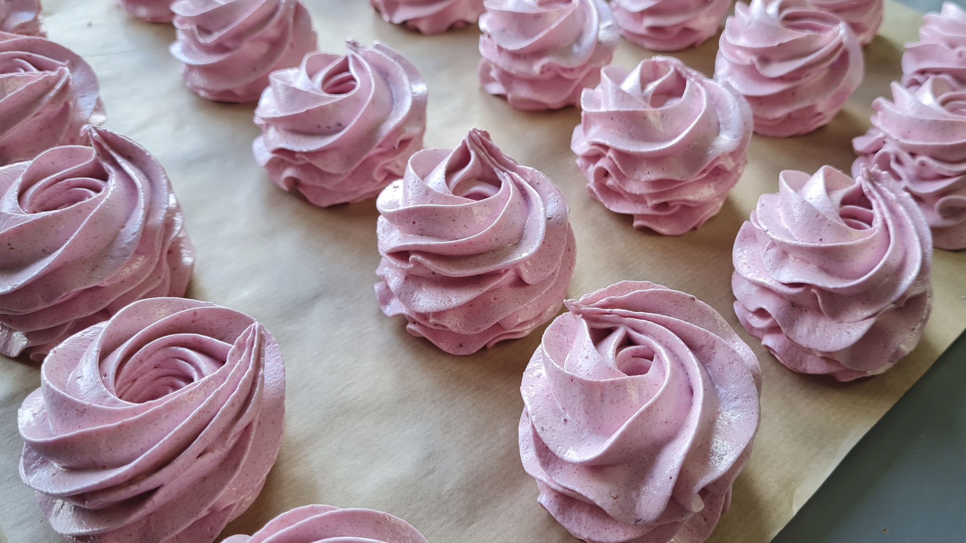 ЗЕФИР с черной смородиной | Как приготовить ЗЕФИР | Самый простой рецепт Зефира - получится у ВСЕХ! смотреть онлайн