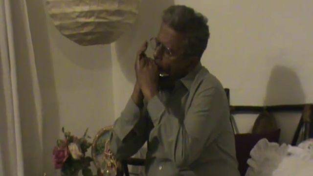 Mouth organ Subhashis Playing Old Hindi Film Songs смотреть онлайн