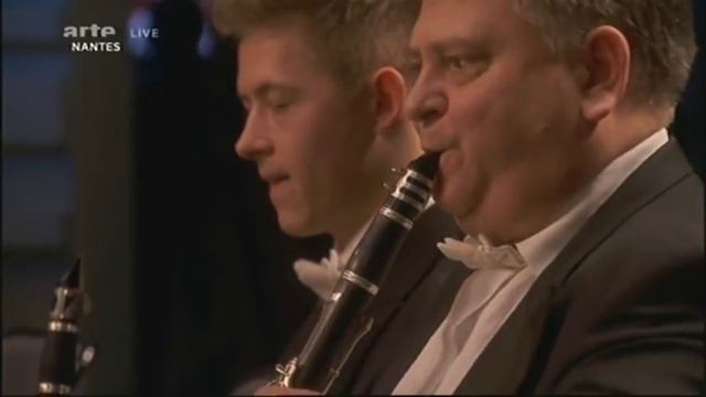 "Tzigane" de Ravel смотреть онлайн