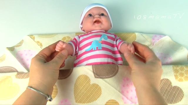 КАК ПЕЛЕНАТЬ РЕБЁНКА Укладываем спать Кроватка Игрушки для девочек смотреть онлайн