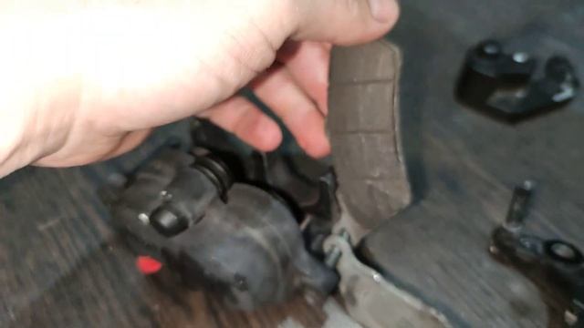 Предстоящий ремонт тормозов на CFMOTO 400NK смотреть онлайн