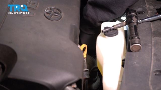 How to Replace O2 Oxygen Sensor 2012-2017 Toyota Camry смотреть онлайн