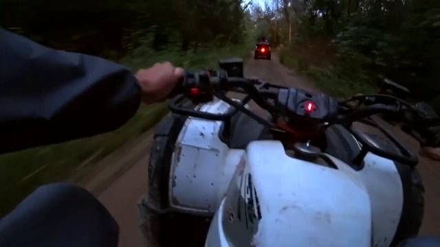 Покатушки на квадриках в пойме Волги смотреть онлайн