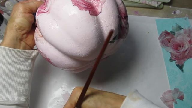 How To Decoupage A Shabby Chic Pumpkin
