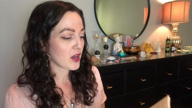 Kuan Yin Oracle Review + The Divine Feminine смотреть онлайн