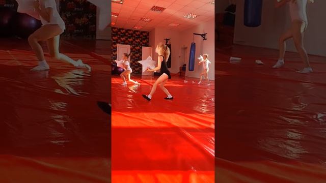 Репетиция танец "Колыбельная" студия танца Dance House смотреть онлайн