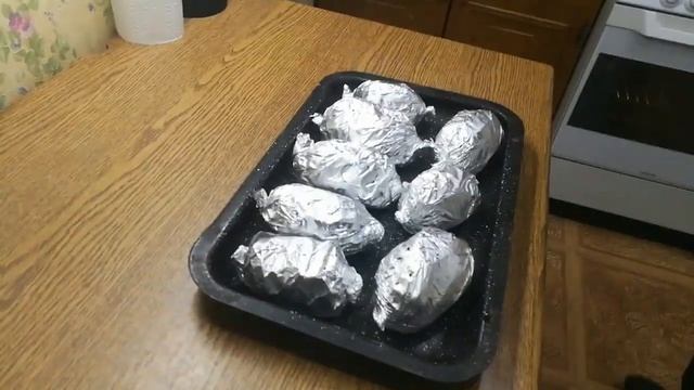 Запеченая картошка с салом смотреть онлайн