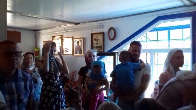 Воскресеная Литургия. Молитва перед Причастием смотреть онлайн