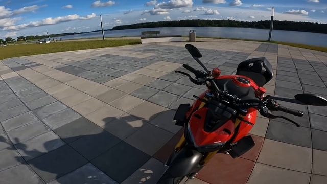 ОБЗОР Ducati Streetfighter V4 S. Хороша Маша, но…