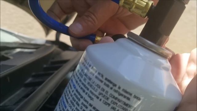 How To Add Refrigerant 2009-2013 Toyota Corolla Recharge the AC смотреть онлайн