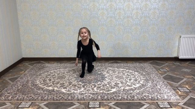 Речедвигательный этюд. А. Барто «Я выросла» смотреть онлайн