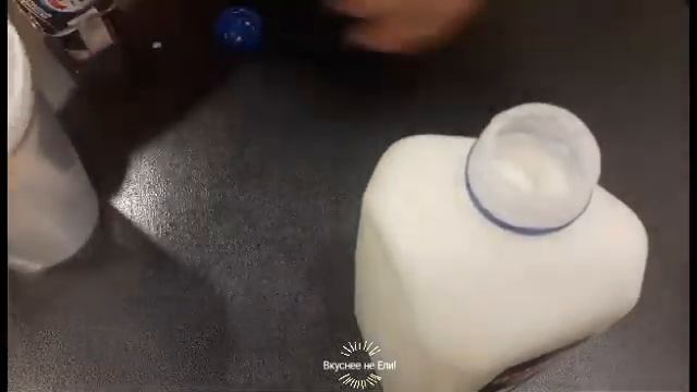 Как сделать кефир дома. Вкуснее и полезнее чем в магазине!!! смотреть онлайн