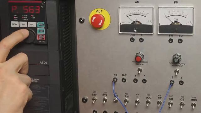 Реализация тепловой защиты мотора с датчиком РТС в частотниках серии А800 и F800 смотреть онлайн