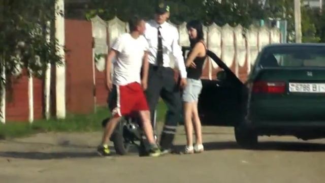 бухой на скутере смотреть онлайн